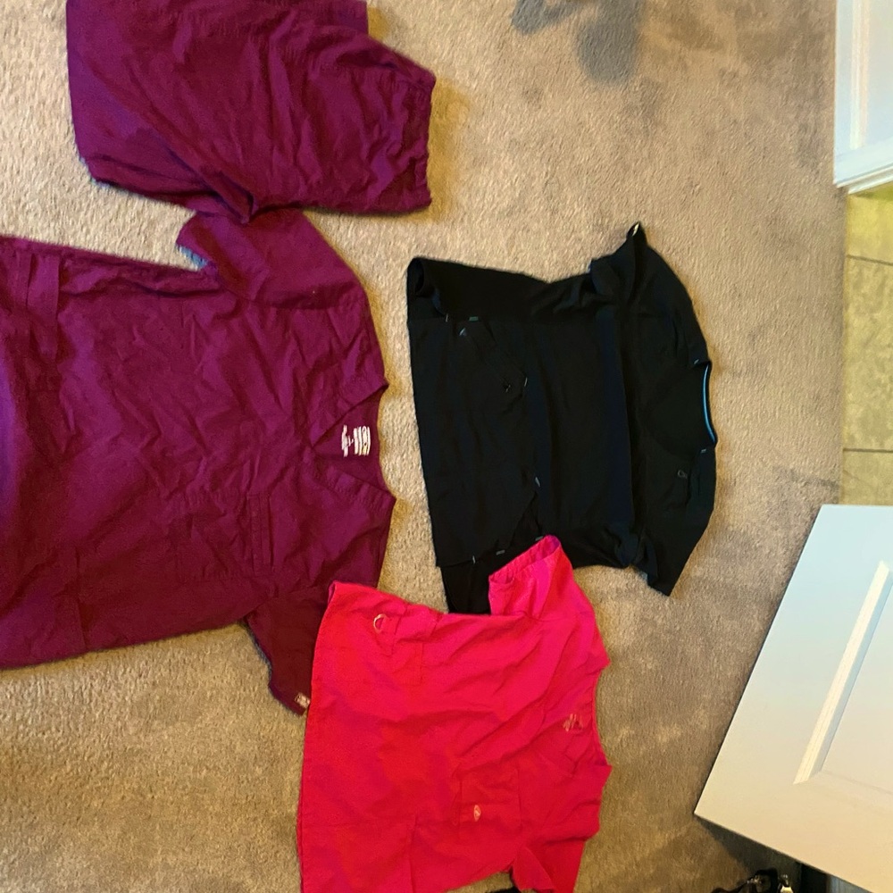 Women’s Scrubs
